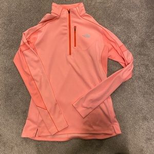NORTH FACE QUARTER ZIP - SIZE L